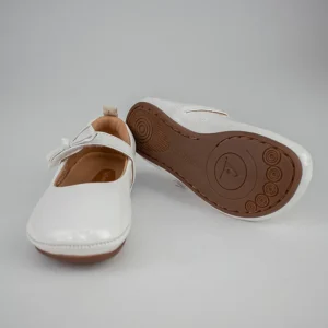 Sapatilha de Verniz com Laço